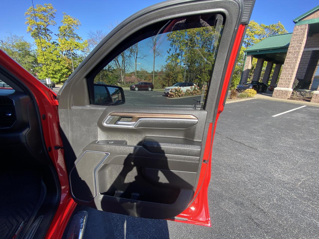 Chevrolet Silverado 1500 4WD Crew Cab 147" RST 2022