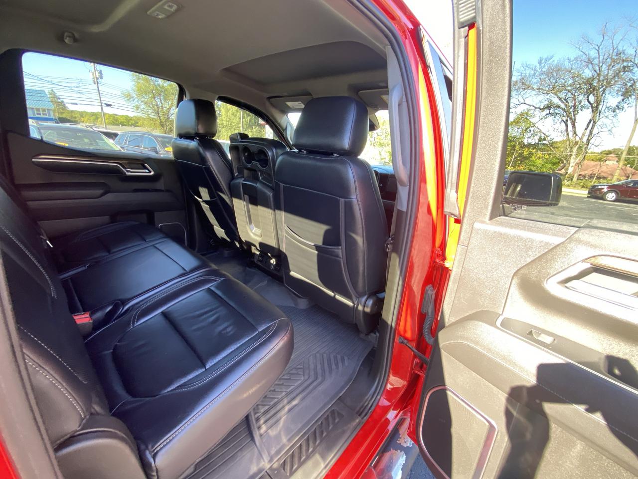 Chevrolet Silverado 1500 4WD Crew Cab 147" RST 2022