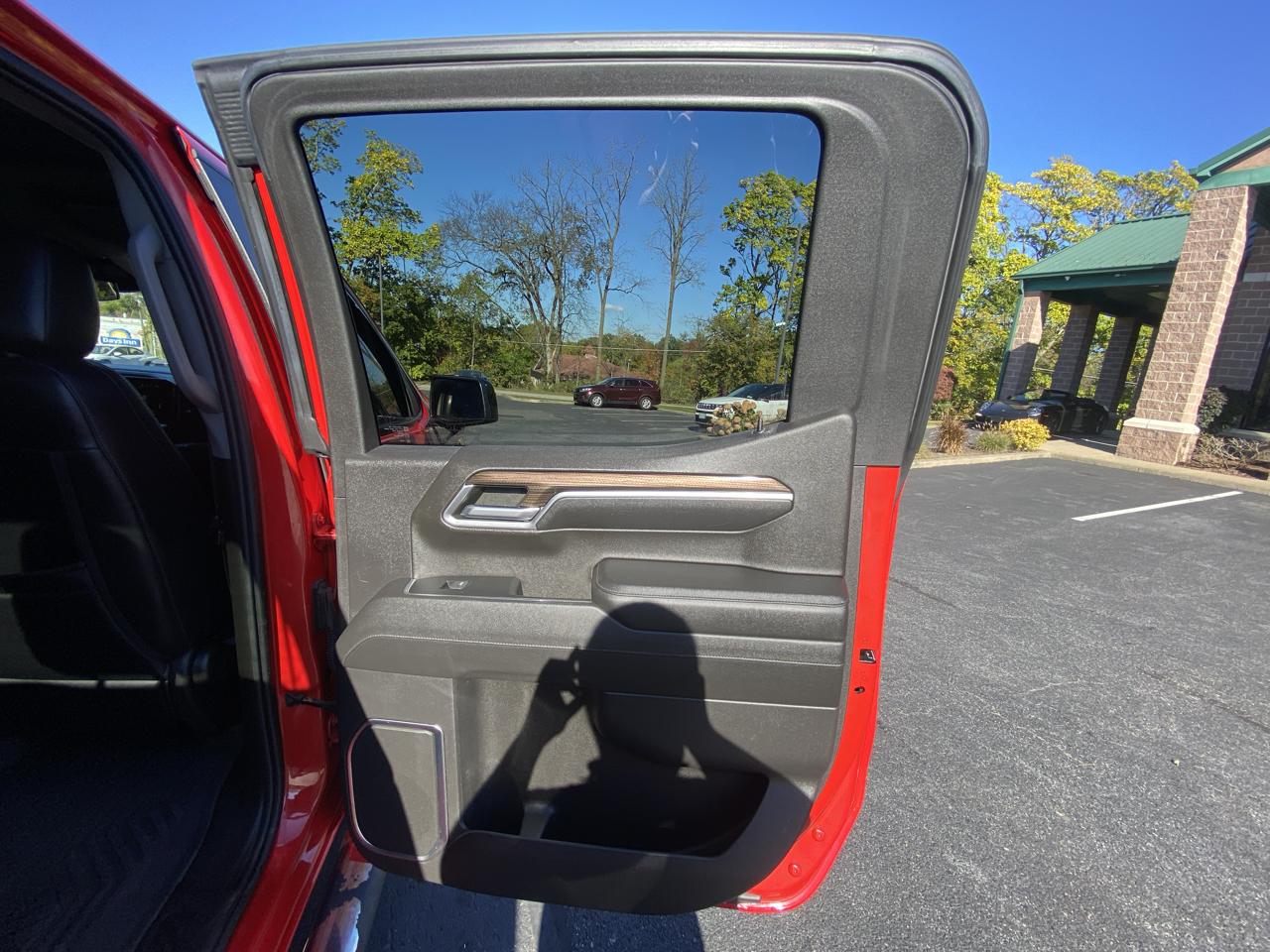 Chevrolet Silverado 1500 4WD Crew Cab 147" RST 2022