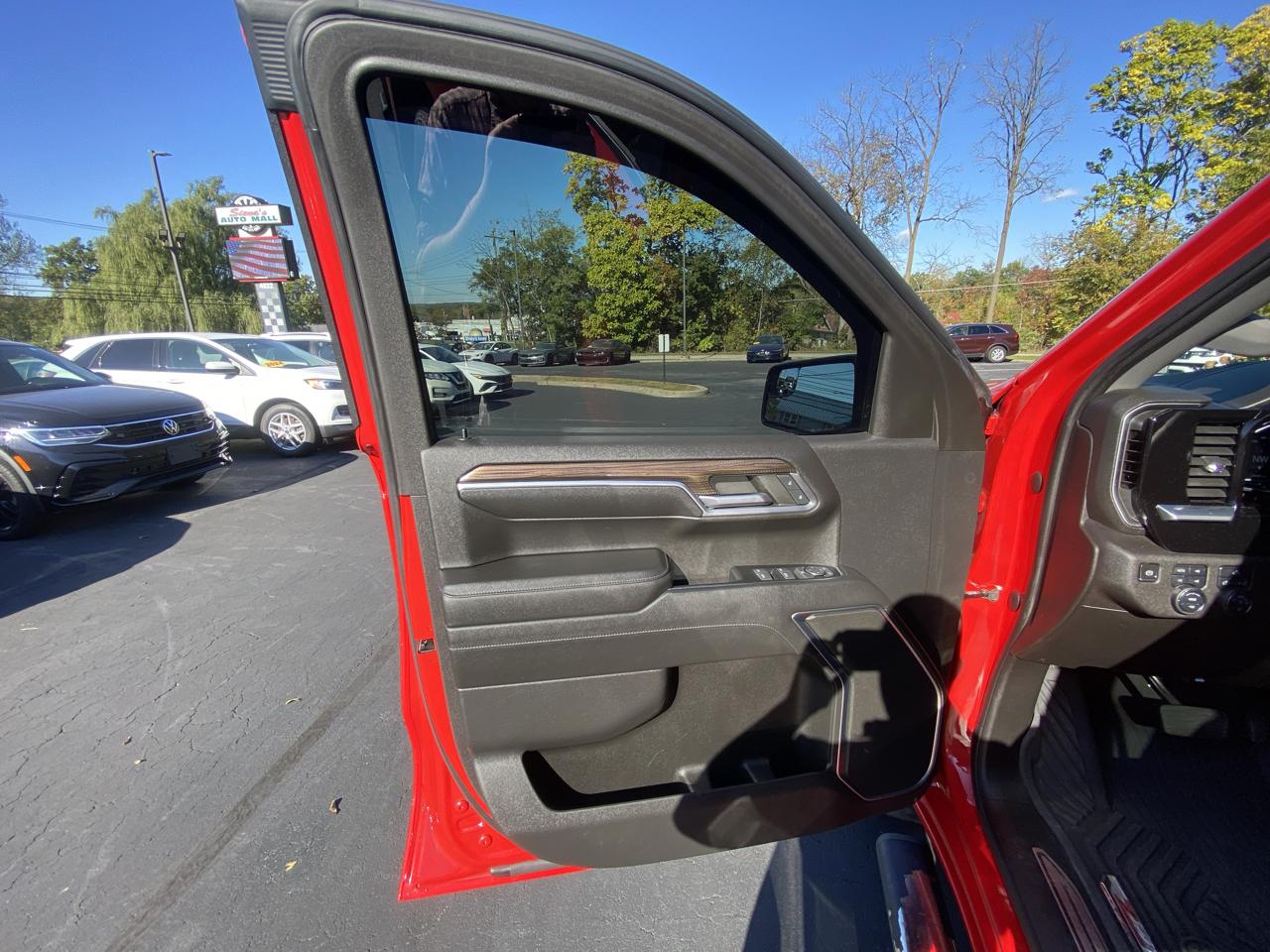 Chevrolet Silverado 1500 4WD Crew Cab 147" RST 2022