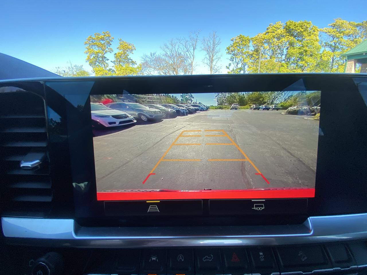 Chevrolet Silverado 1500 4WD Crew Cab 147" RST 2022