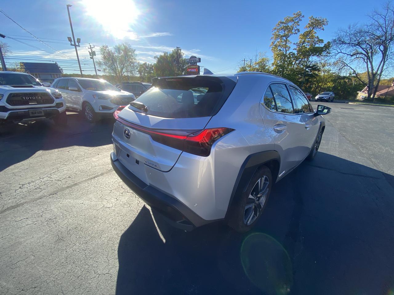 Lexus UX UX 250h AWD 2019