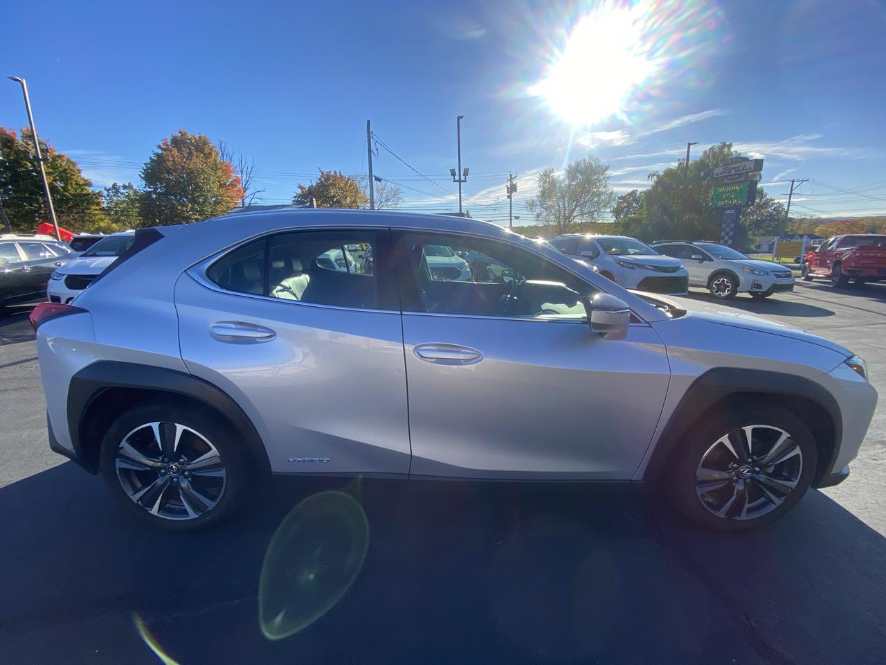 Lexus UX UX 250h AWD 2019