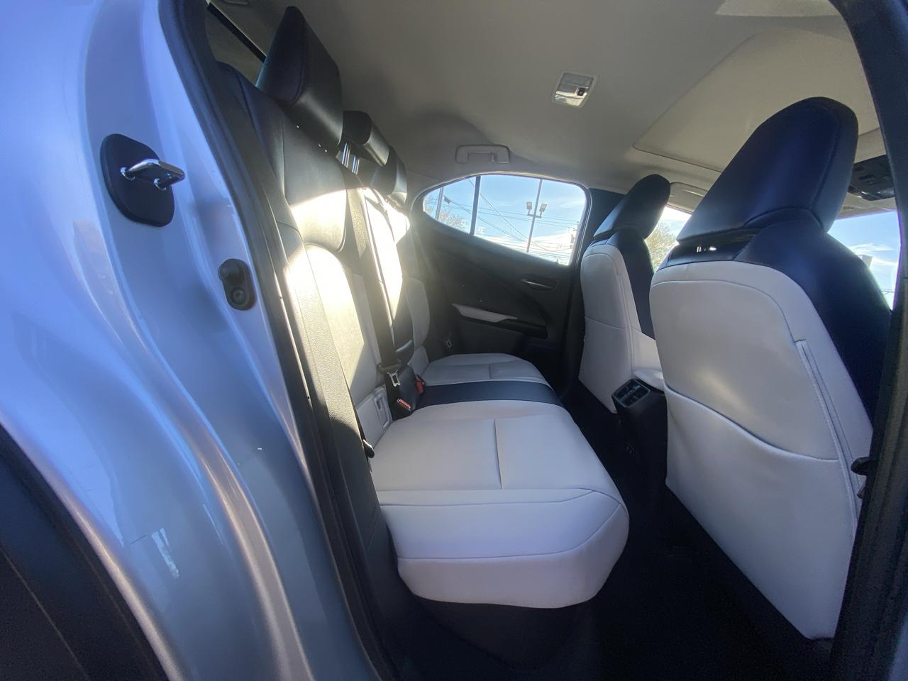 Lexus UX UX 250h AWD 2019