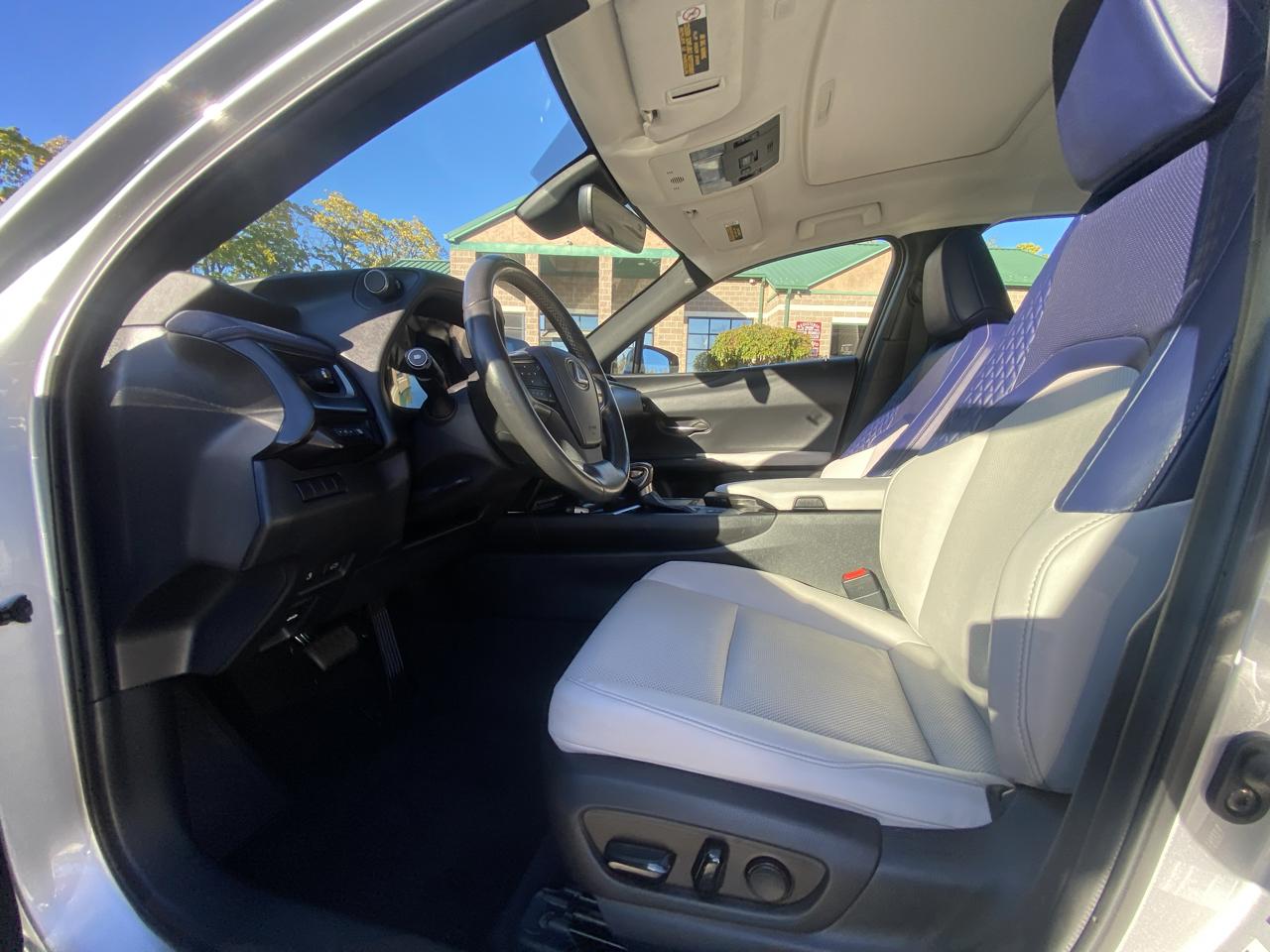 Lexus UX UX 250h AWD 2019