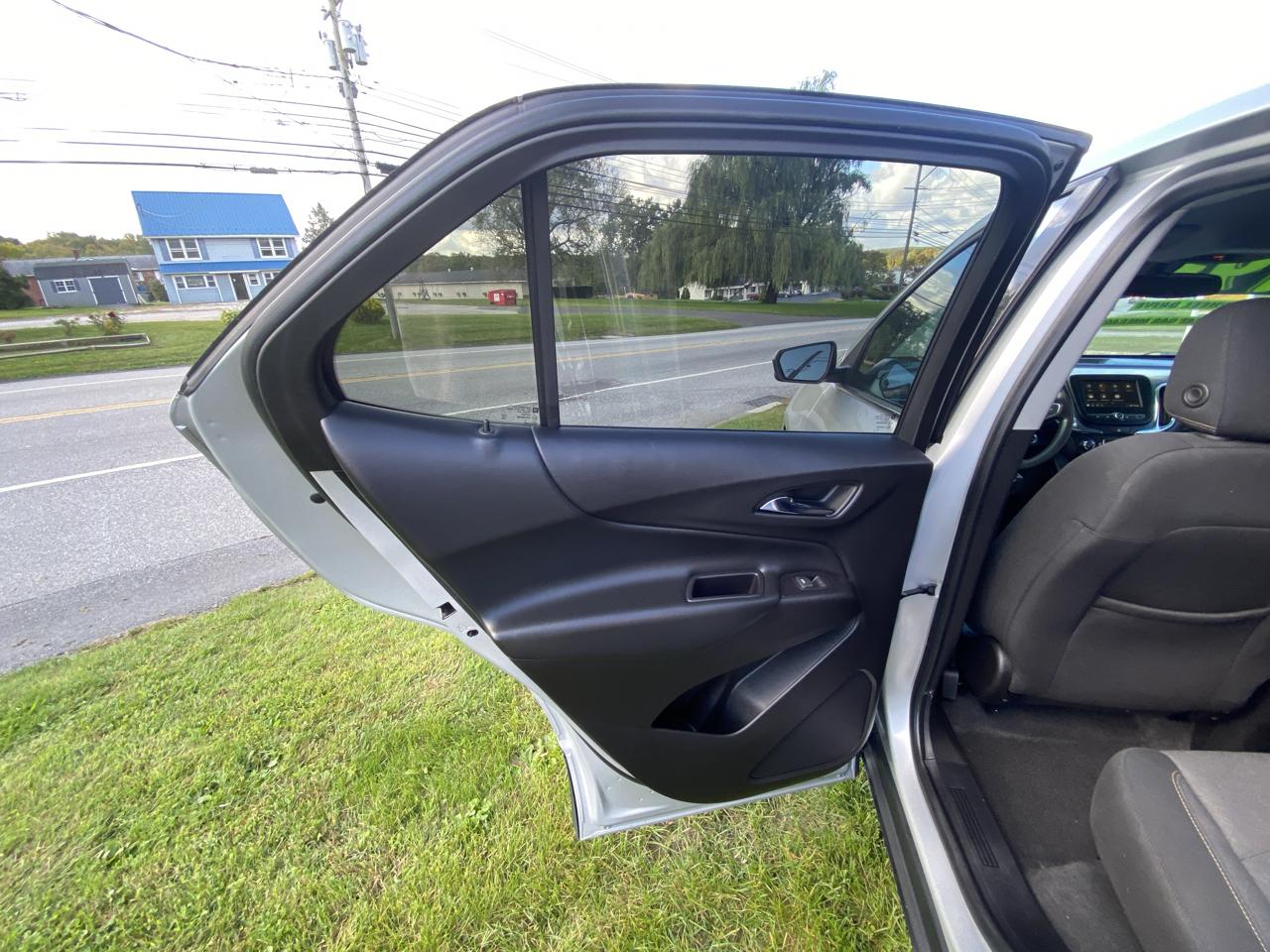 Chevrolet Equinox AWD 4dr LT w/1LT 2019