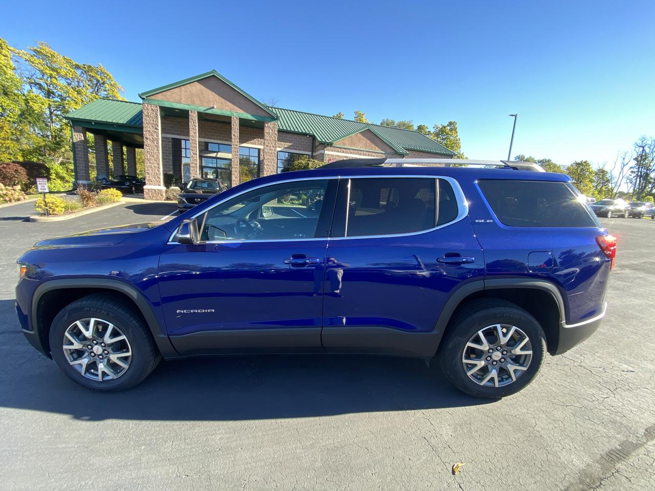 GMC Acadia AWD 4dr SLE 2023