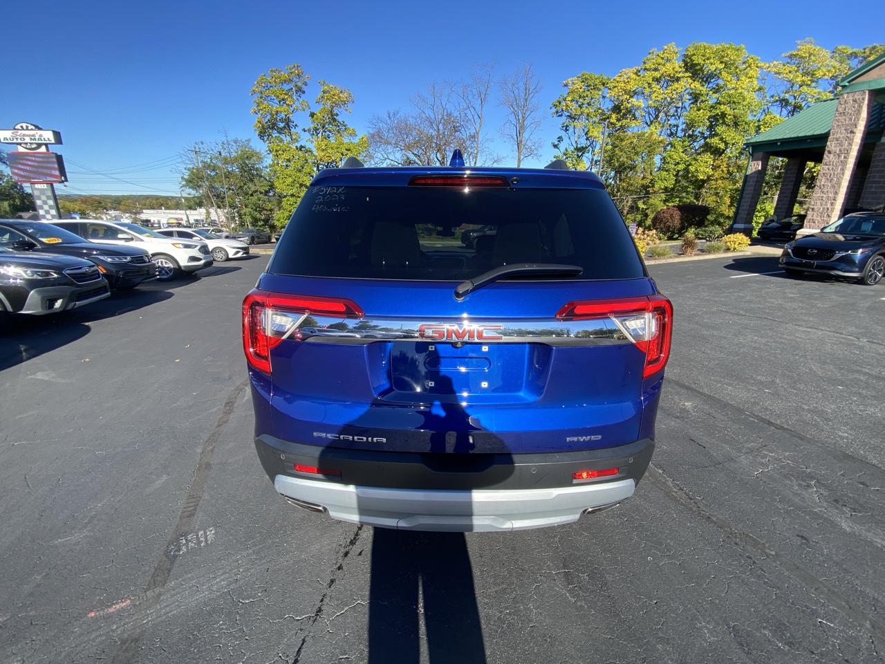 GMC Acadia AWD 4dr SLE 2023