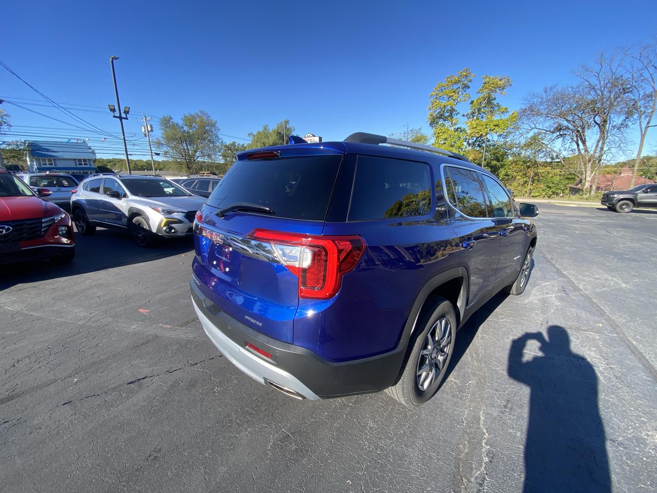 GMC Acadia AWD 4dr SLE 2023