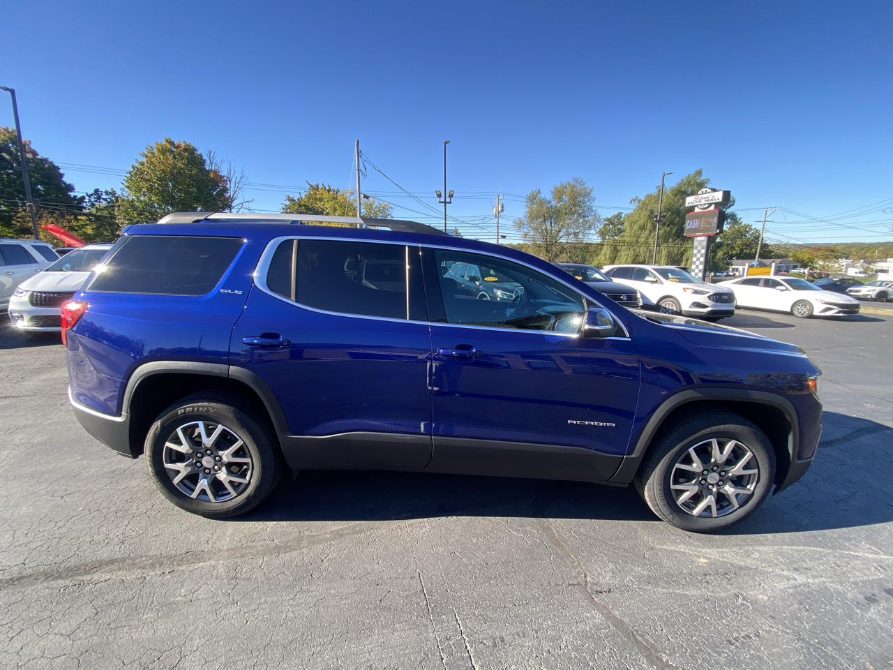 GMC Acadia AWD 4dr SLE 2023