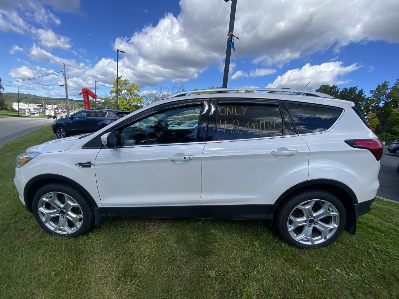 Ford Escape Titanium 4WD 2019