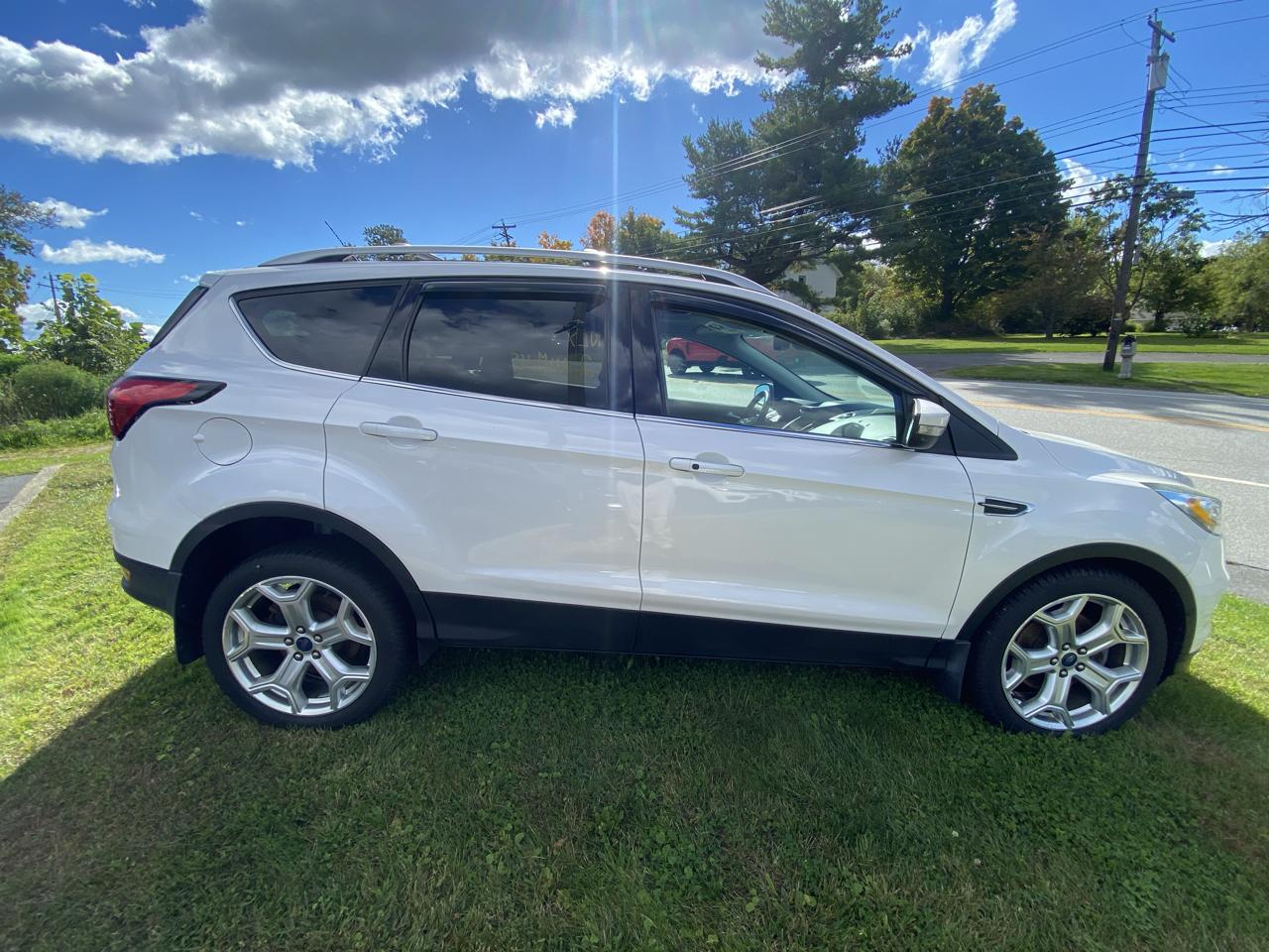 Ford Escape Titanium 4WD 2019