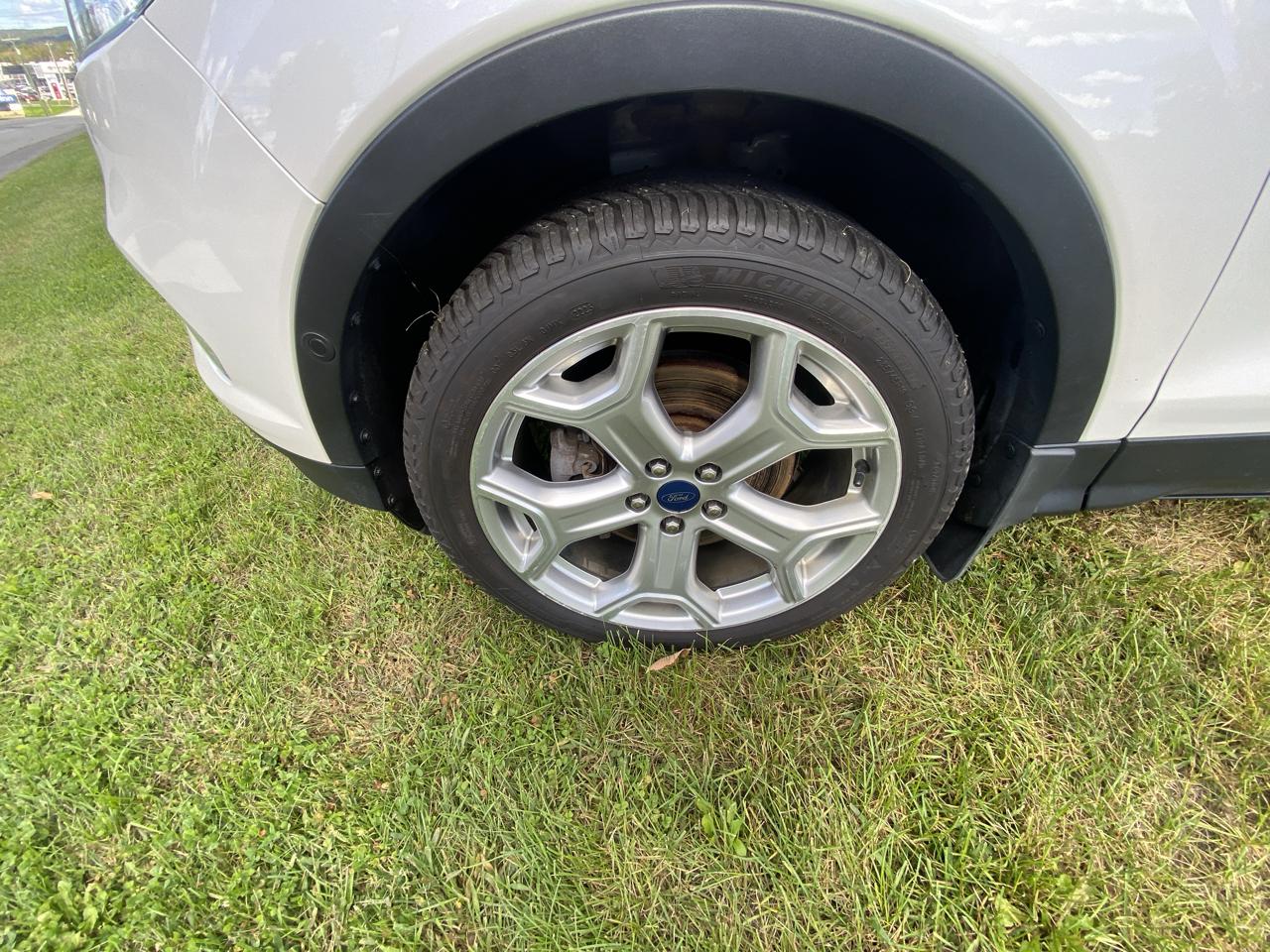 Ford Escape Titanium 4WD 2019