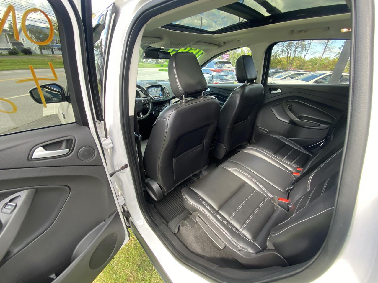 Ford Escape Titanium 4WD 2019