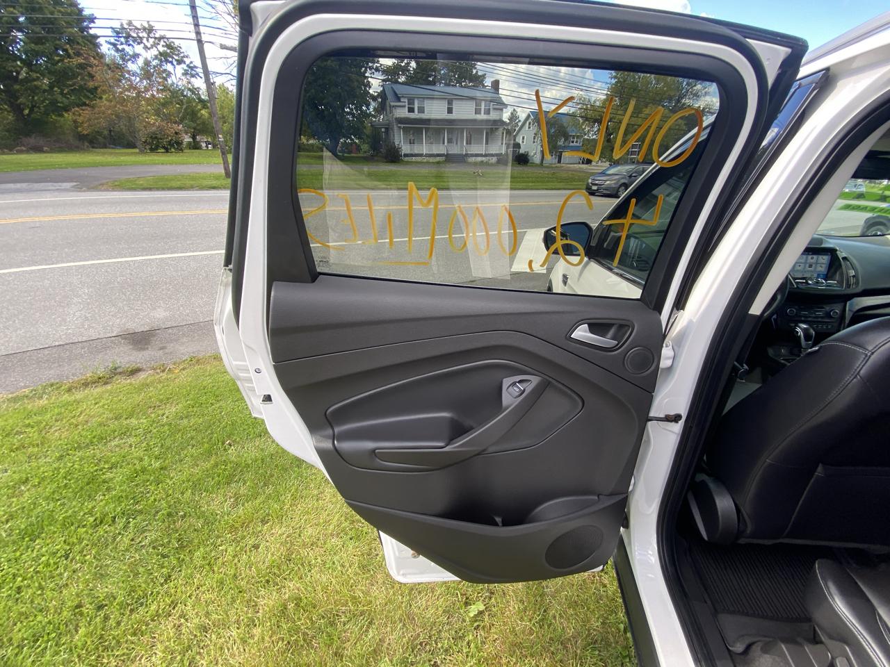 Ford Escape Titanium 4WD 2019