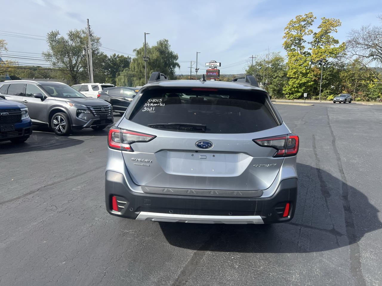 Subaru Outback Limited CVT 2021