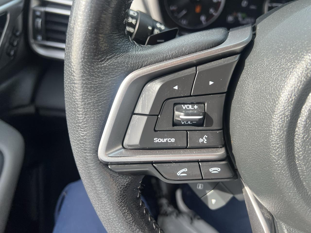 Subaru Outback Limited CVT 2021