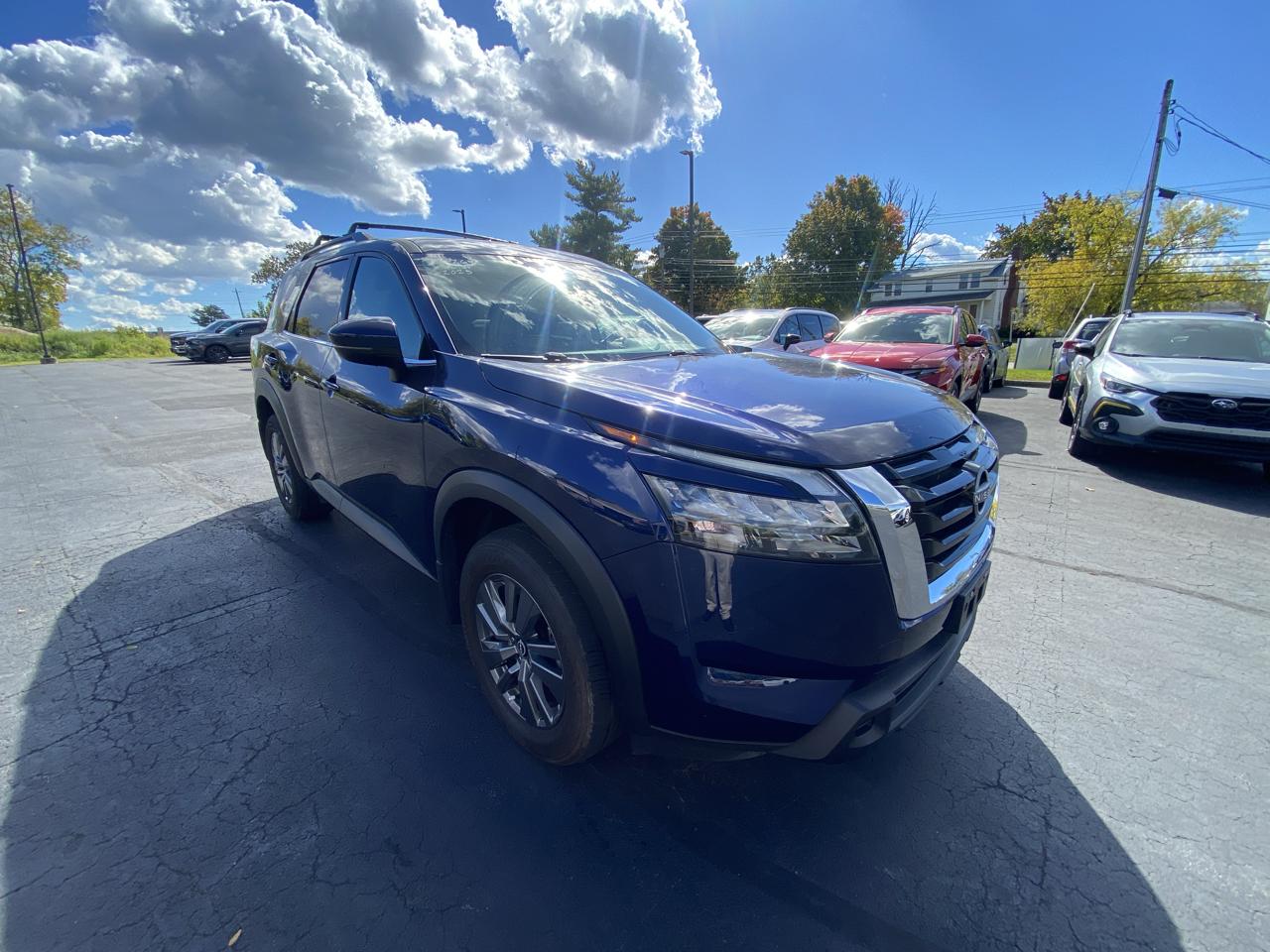 Nissan Pathfinder SV 4WD 2025