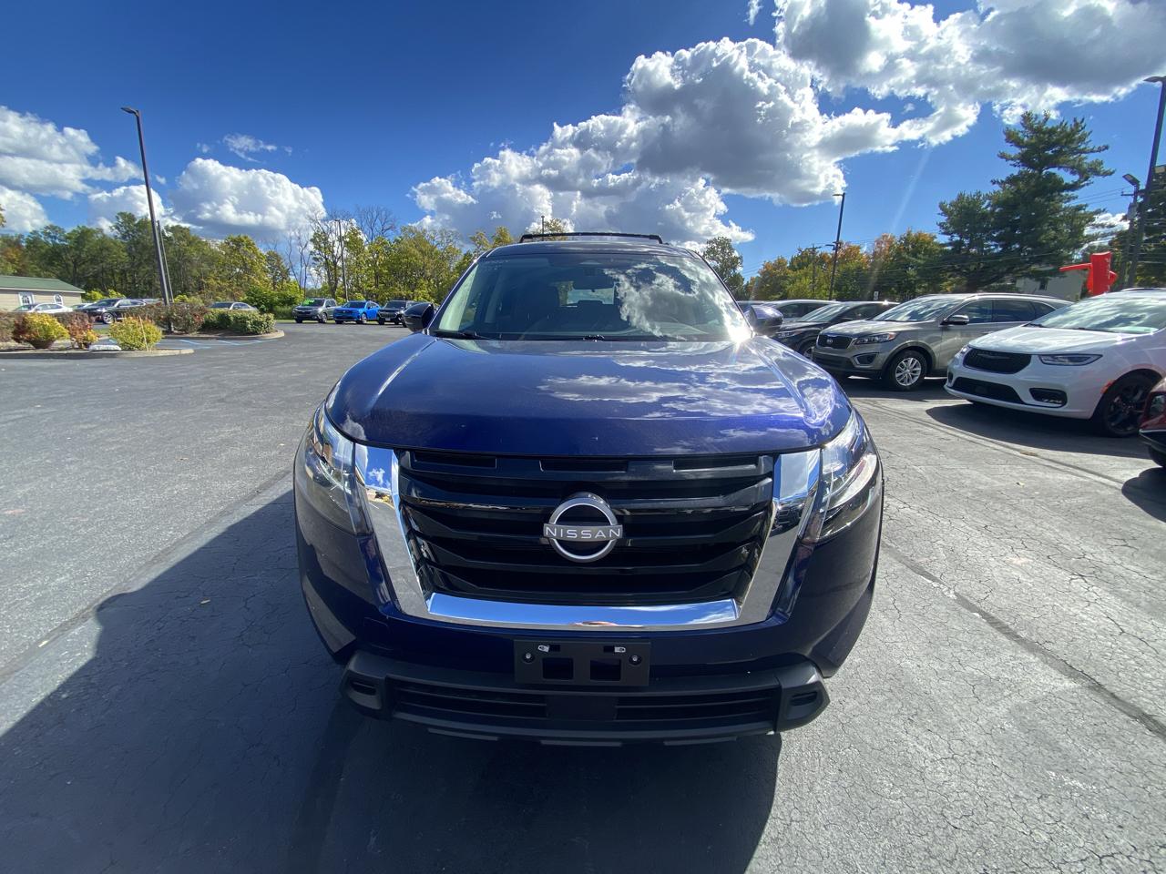 Nissan Pathfinder SV 4WD 2025