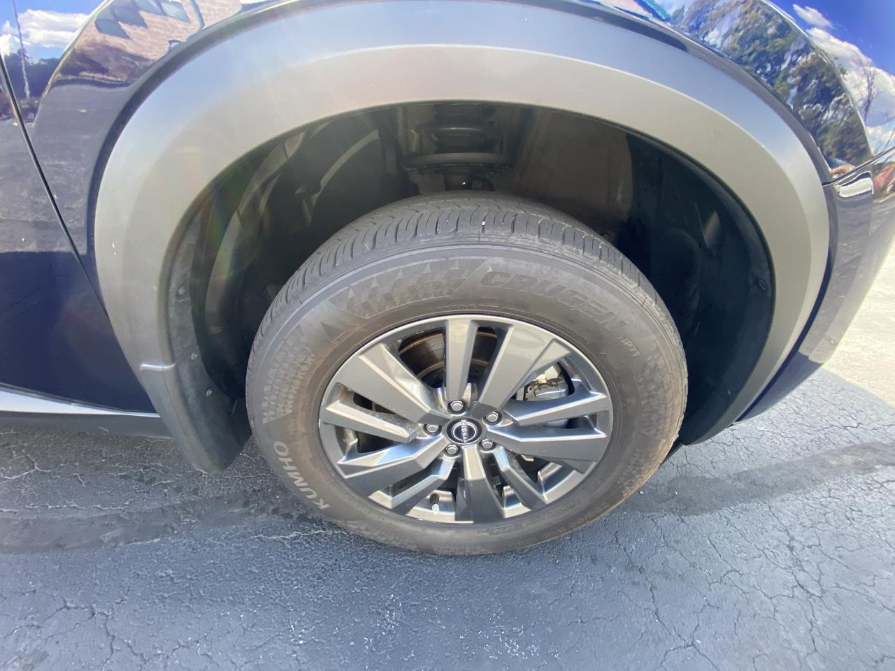 Nissan Pathfinder SV 4WD 2025