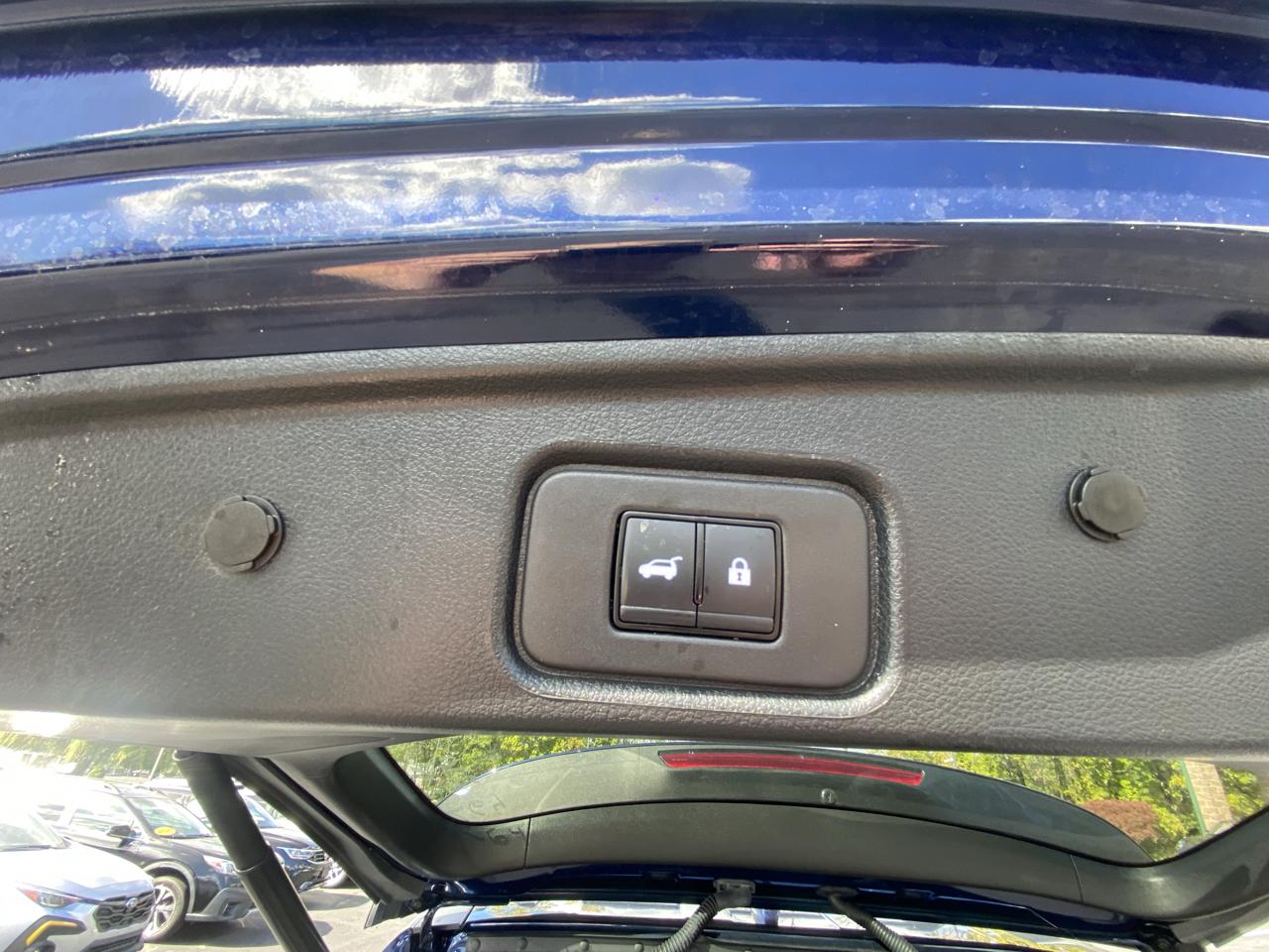 Nissan Pathfinder SV 4WD 2025