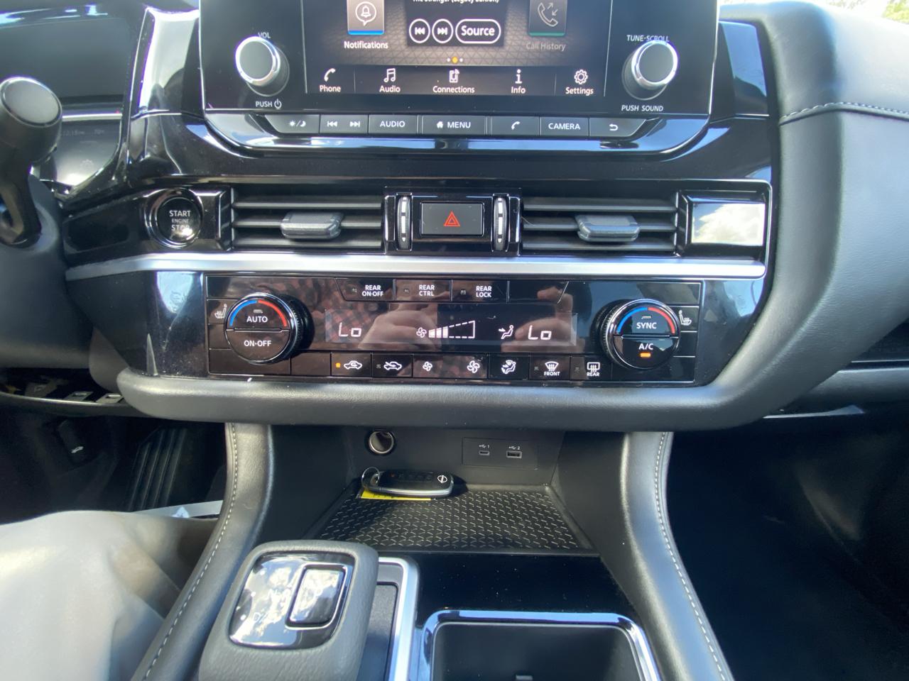 Nissan Pathfinder SV 4WD 2025