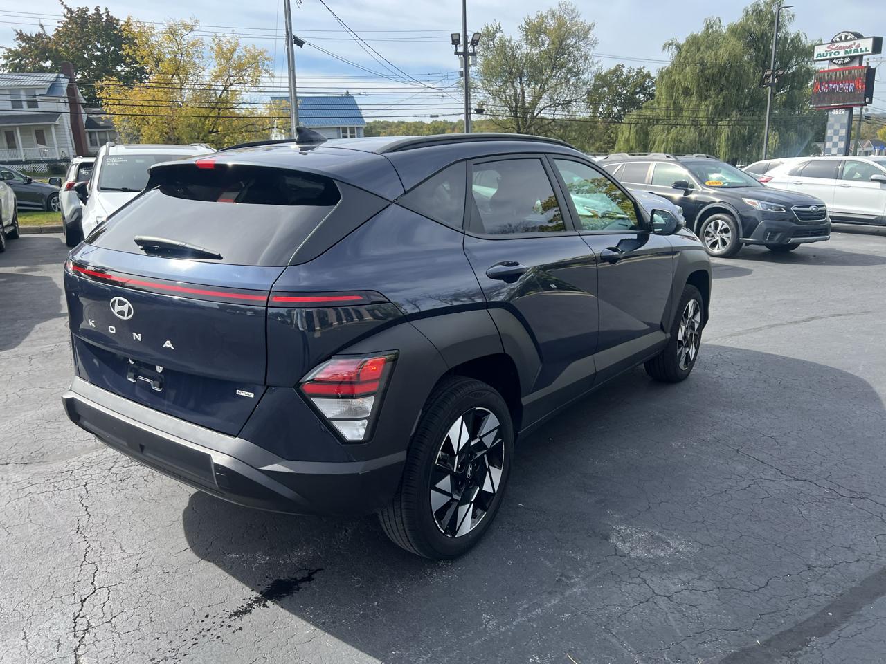 Hyundai Kona SEL AWD 2025