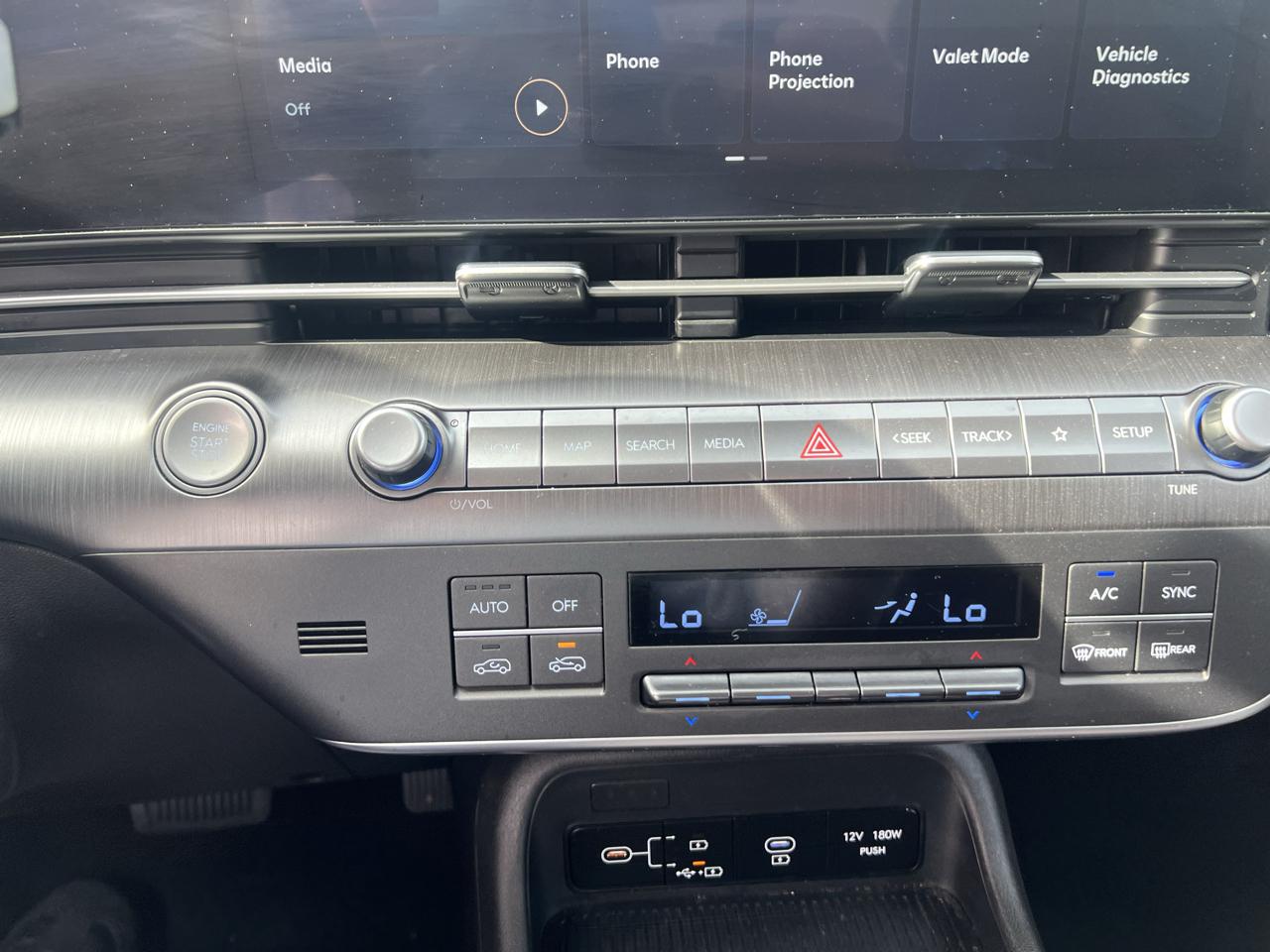 Hyundai Kona SEL AWD 2025