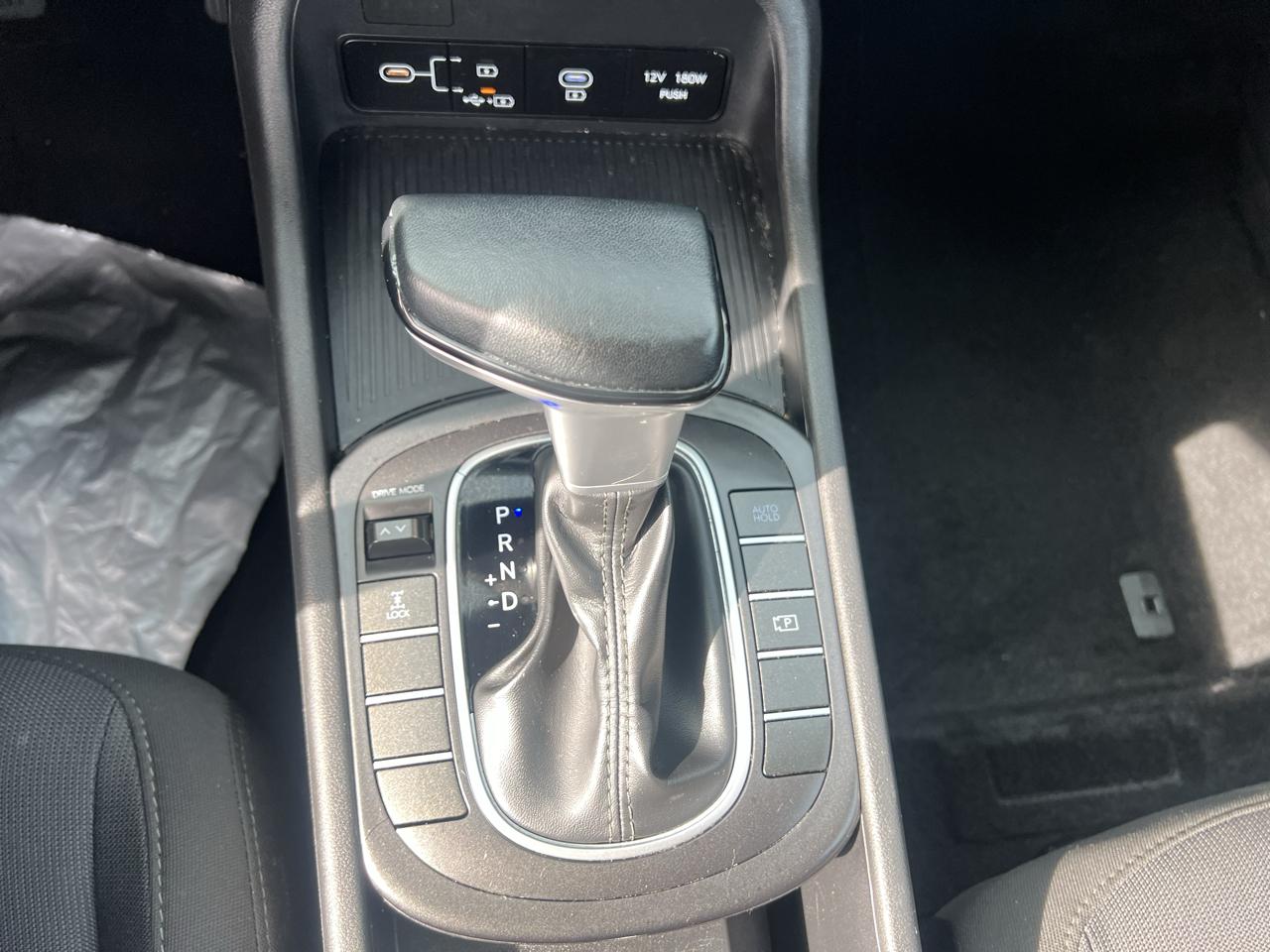 Hyundai Kona SEL AWD 2025