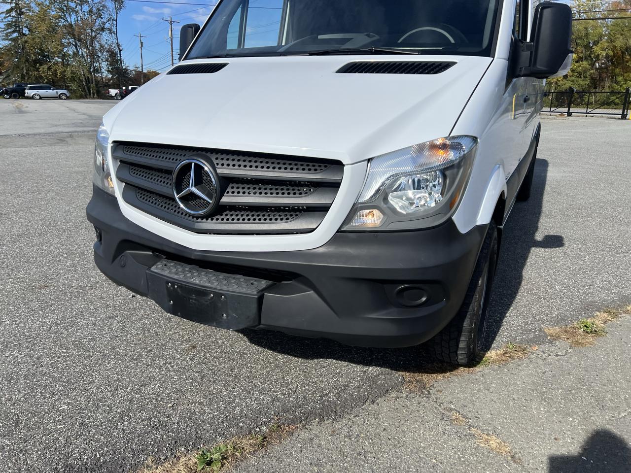 Mercedes-Benz Sprinter Cargo Vans RWD 2500 170" EXT 2016