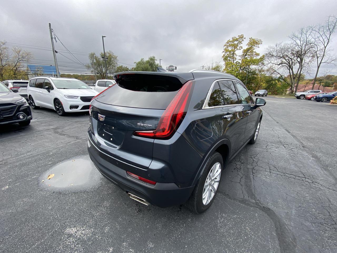 Cadillac XT4 AWD 4dr Luxury 2021