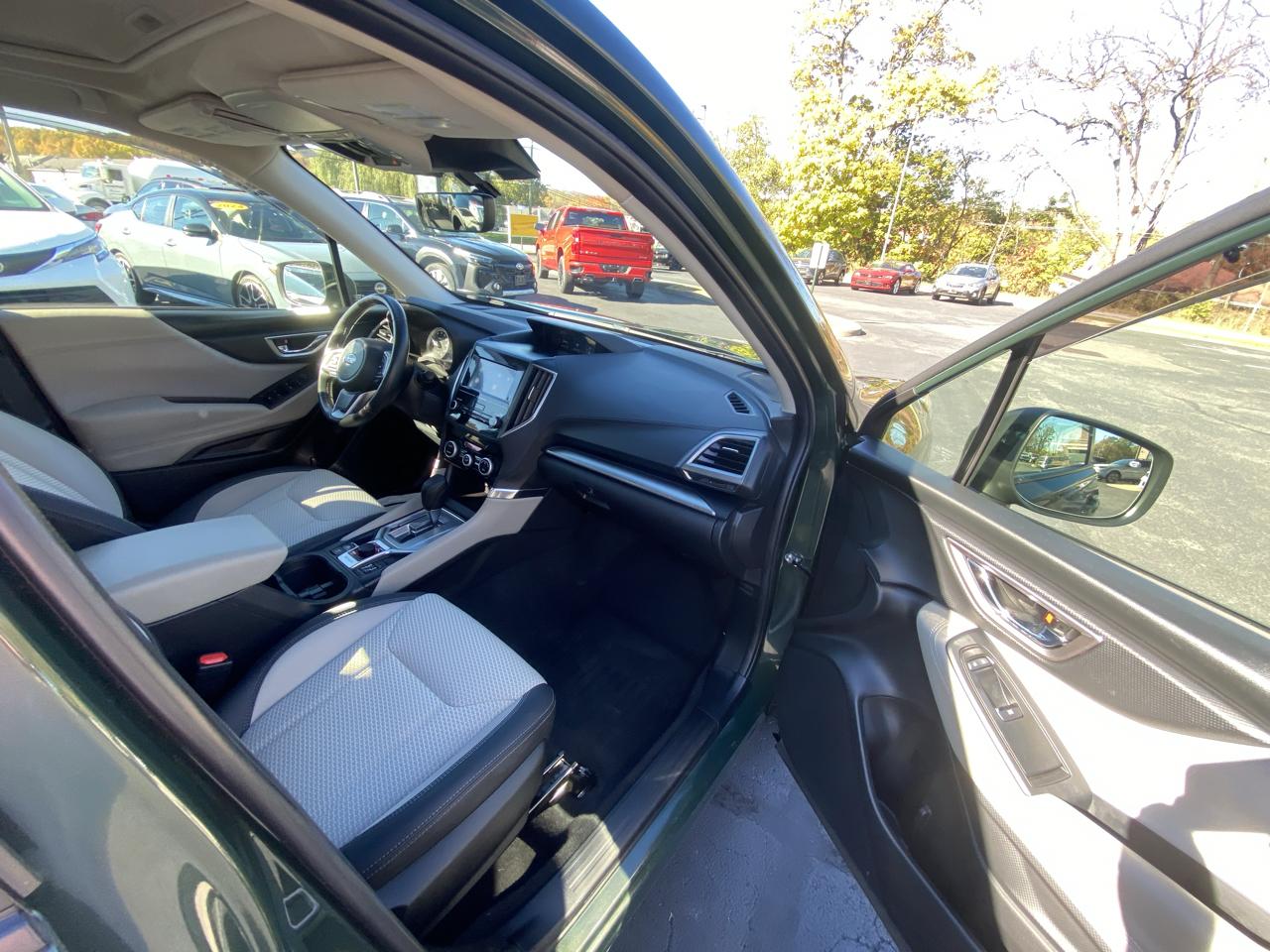 Subaru Forester Premium AWD 2024