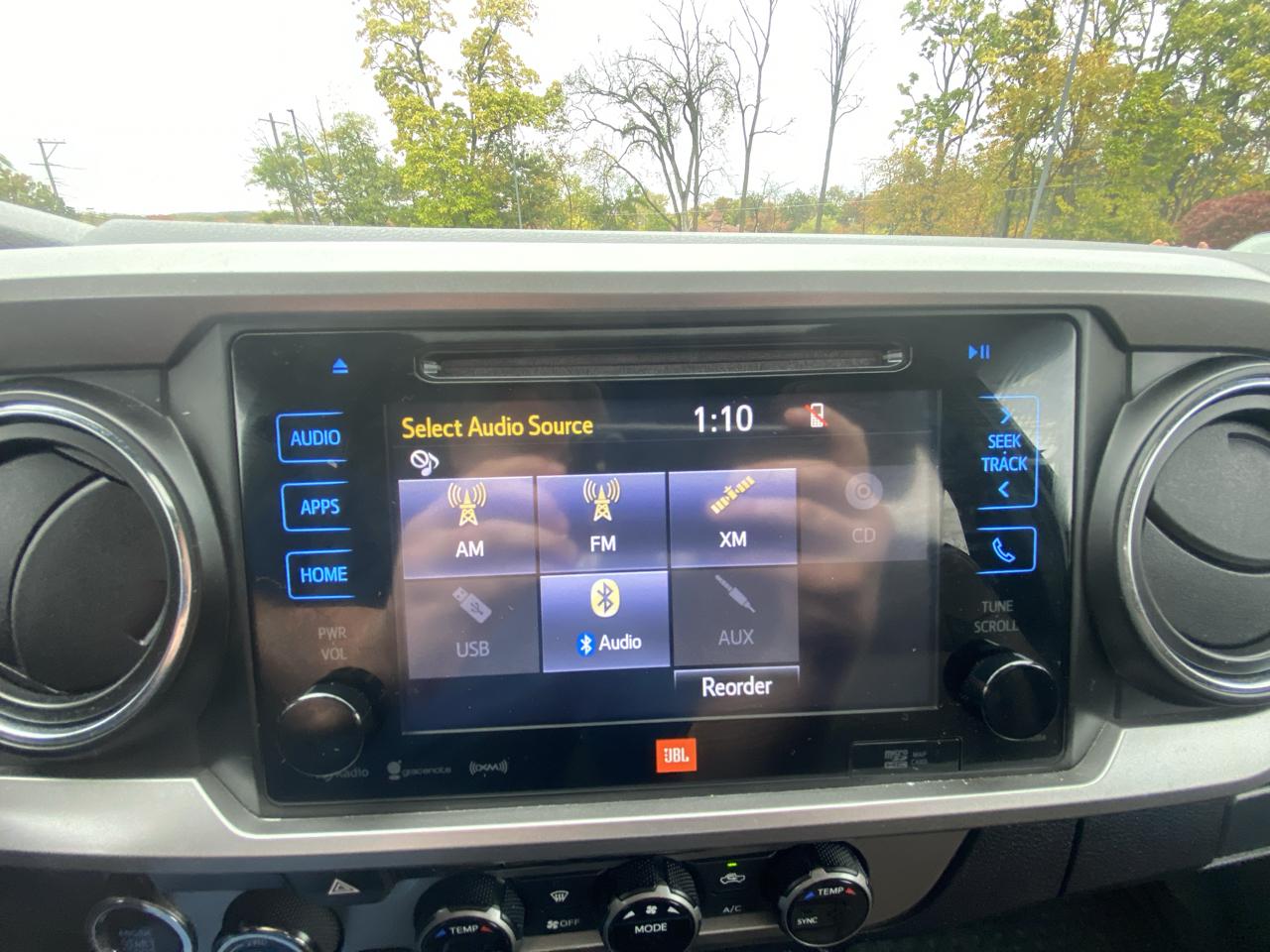 Toyota Tacoma Limited Double Cab 5' Bed V6 4x4 AT (Natl) 2017