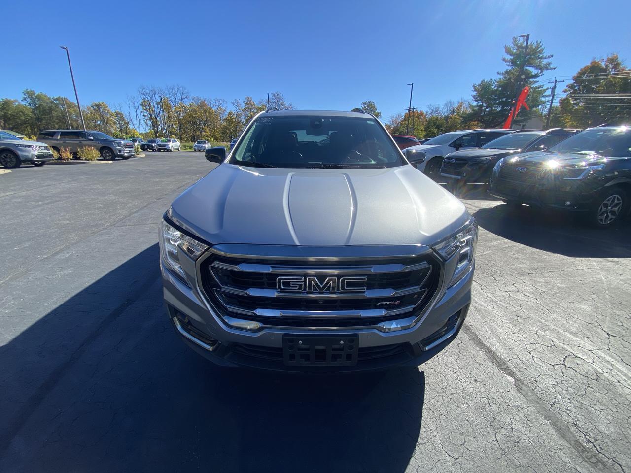 GMC Terrain AWD 4dr AT4 2024