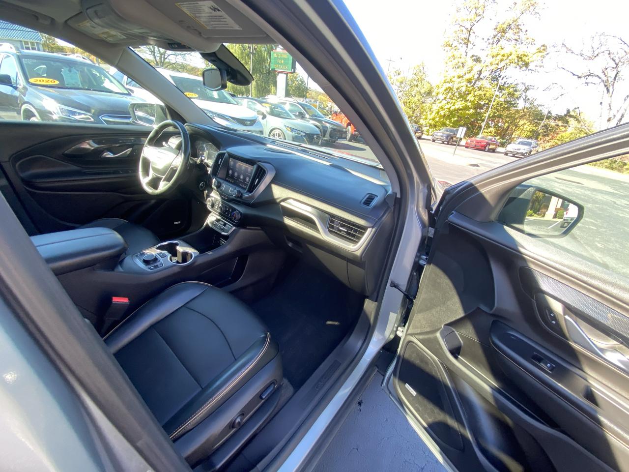 GMC Terrain AWD 4dr AT4 2024