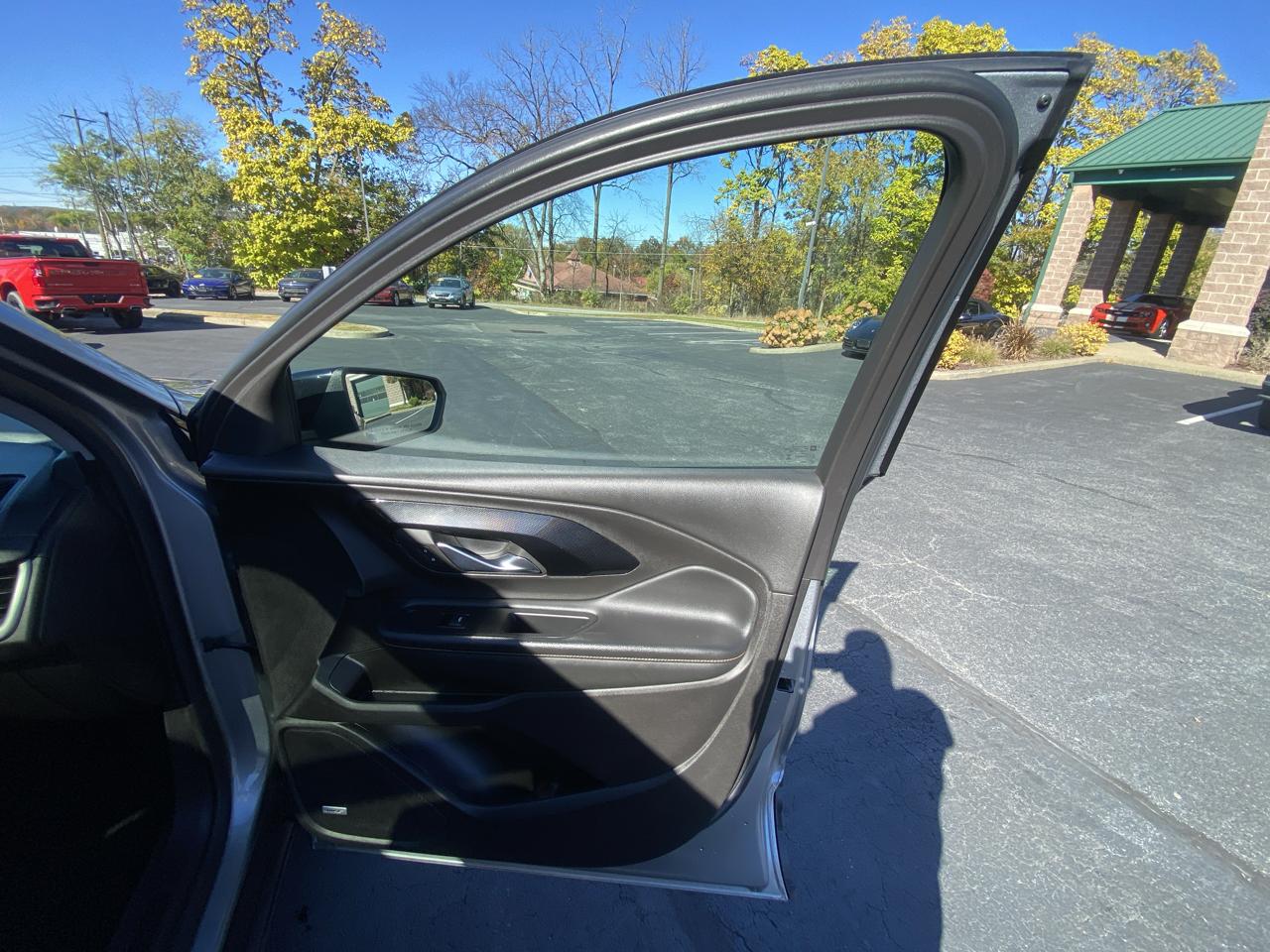 GMC Terrain AWD 4dr AT4 2024