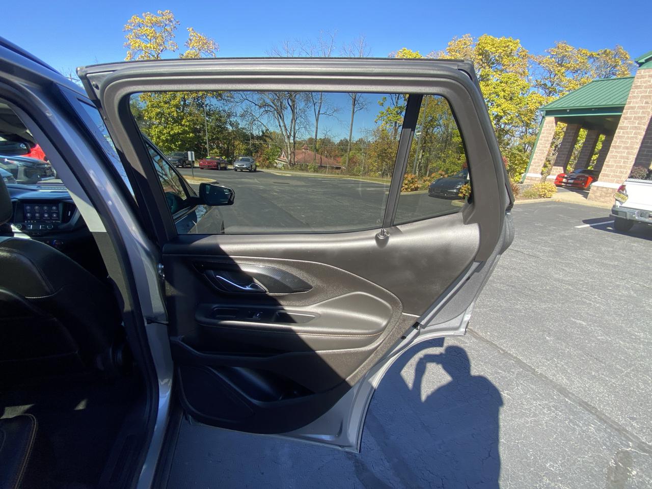 GMC Terrain AWD 4dr AT4 2024