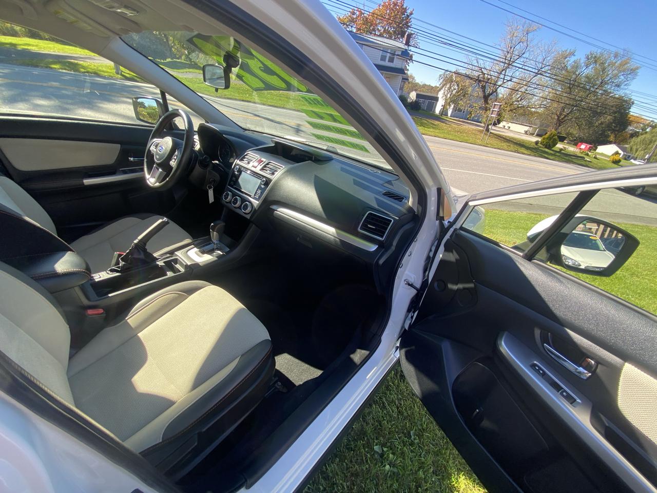 Subaru Crosstrek 5dr CVT 2.0i Premium 2016