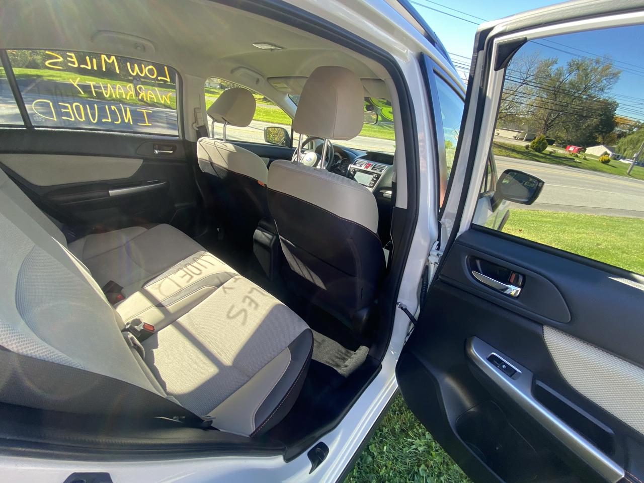 Subaru Crosstrek 5dr CVT 2.0i Premium 2016