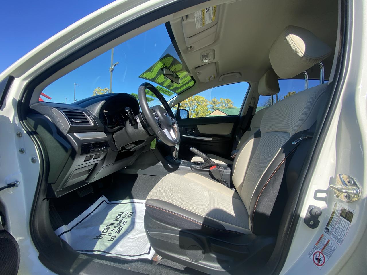 Subaru Crosstrek 5dr CVT 2.0i Premium 2016