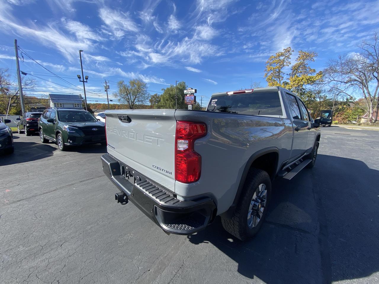 Chevrolet Silverado 2500HD 4WD Crew Cab 159" Custom 2025