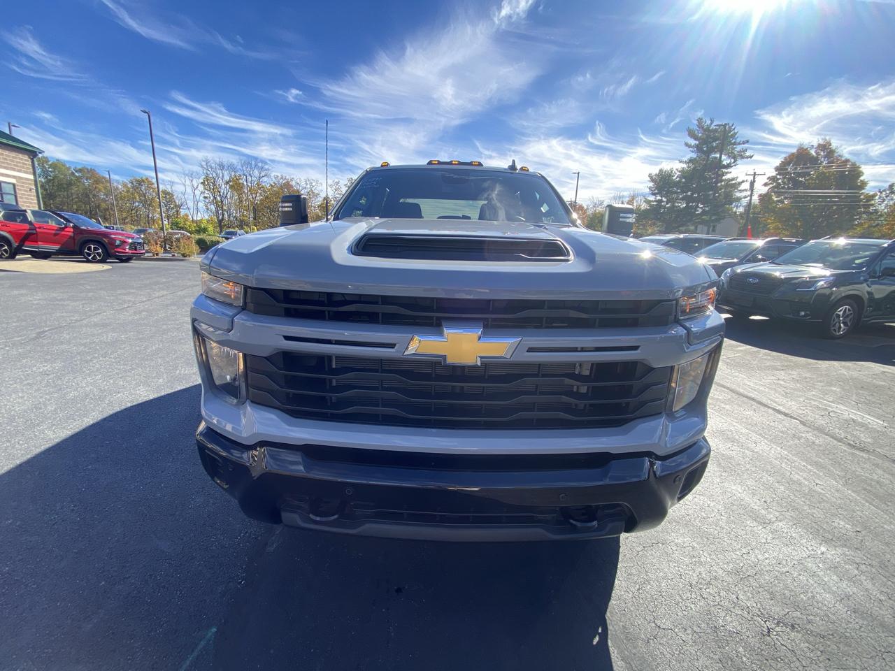 Chevrolet Silverado 2500HD 4WD Crew Cab 159" Custom 2025