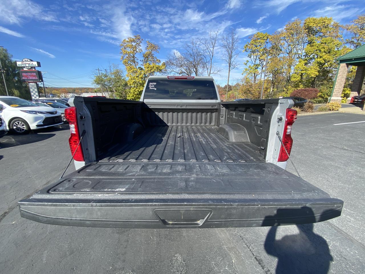 Chevrolet Silverado 2500HD 4WD Crew Cab 159" Custom 2025