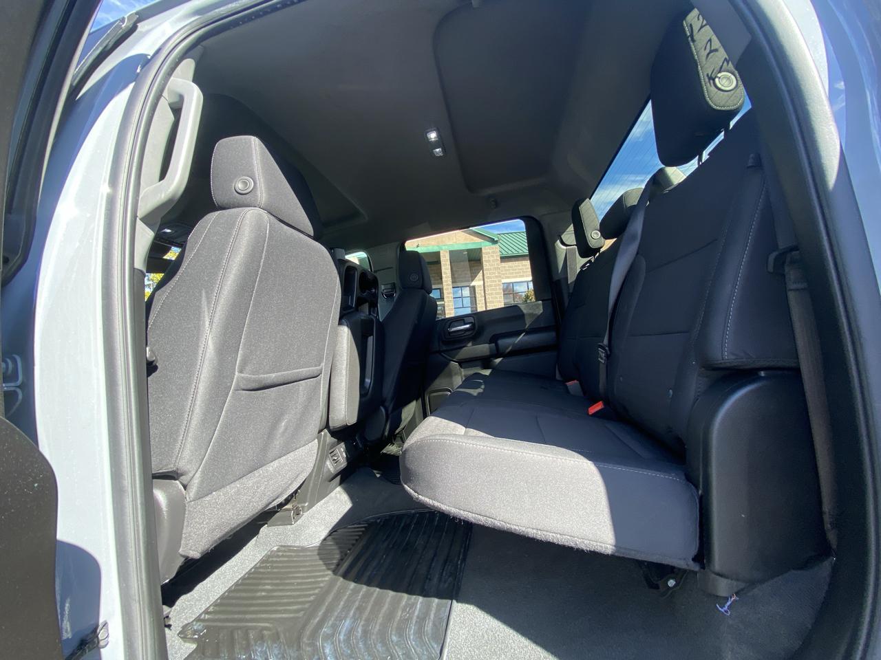 Chevrolet Silverado 2500HD 4WD Crew Cab 159" Custom 2025