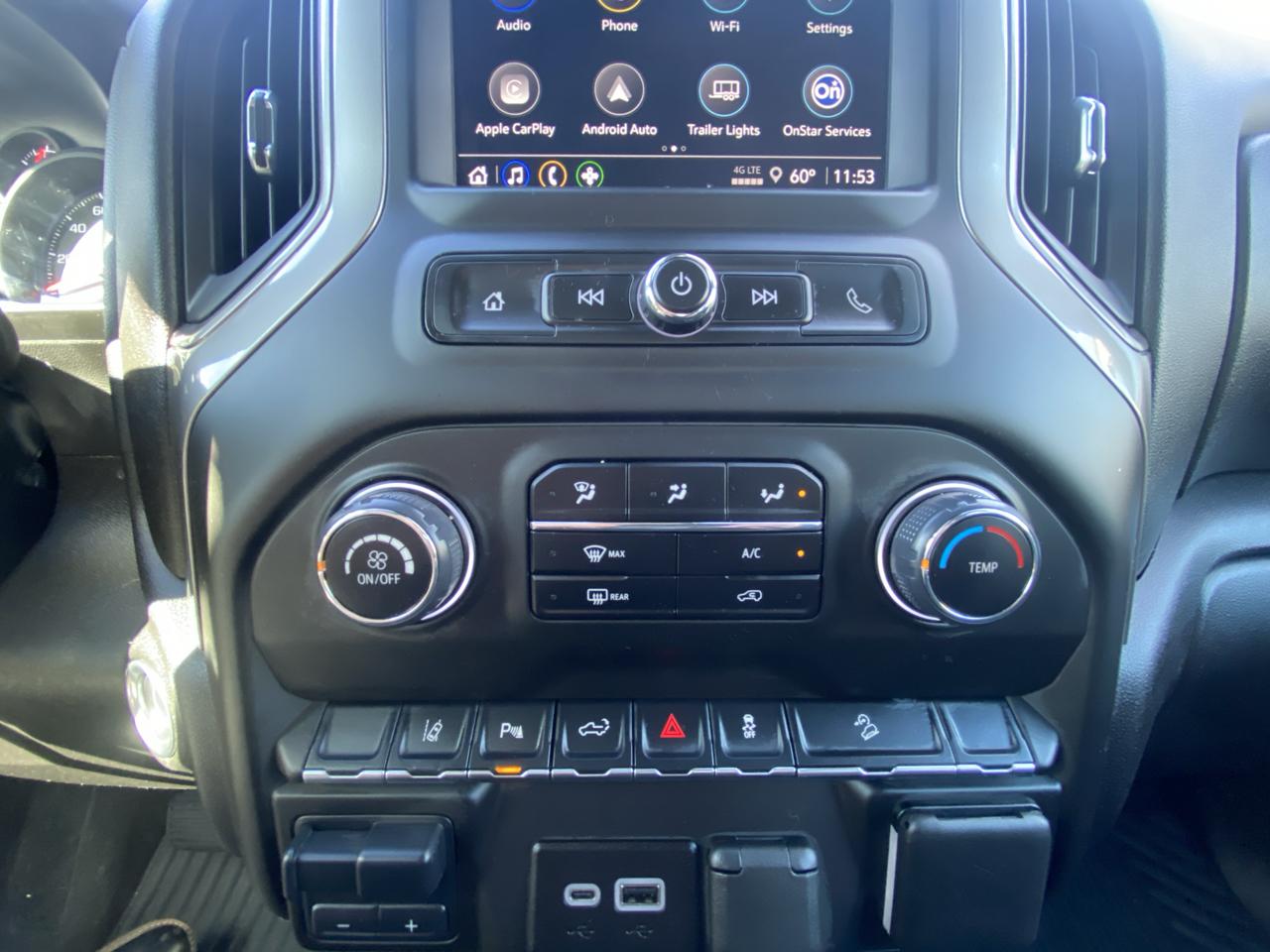 Chevrolet Silverado 2500HD 4WD Crew Cab 159" Custom 2025