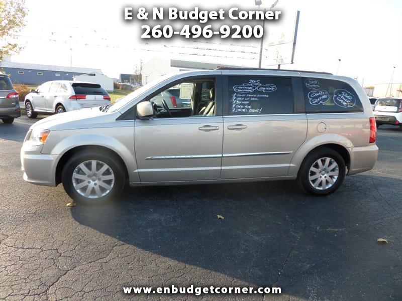 2015 Chrysler Town & Country TOURING