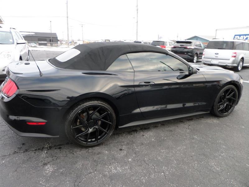 Ford Mustang  2016