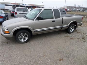 2001 Chevrolet S10 Pickup 