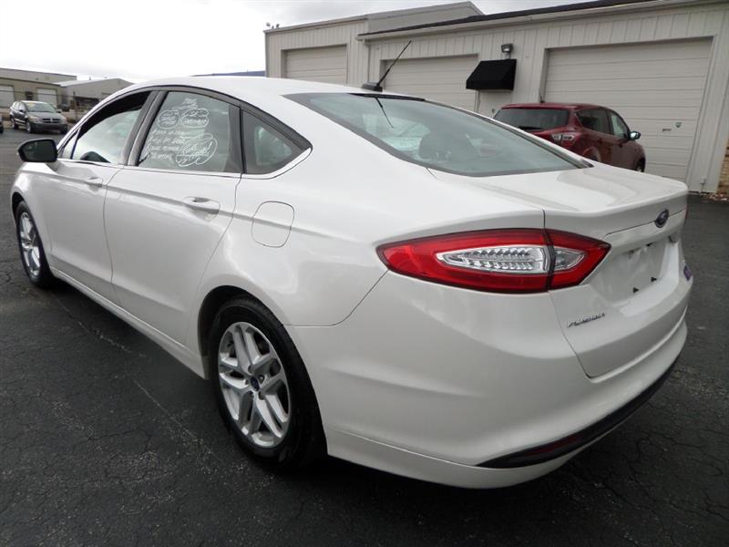 Ford Fusion  2016