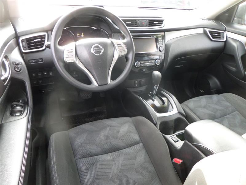Nissan Rogue  2015